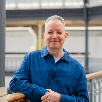A photo of David Cook in the Briggait.